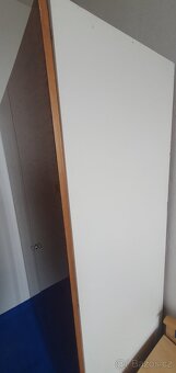 Šatní skříň se zrcadlem - LEVNĚ - 5