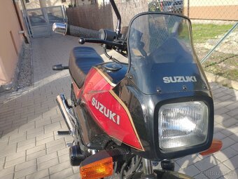 Suzuki GSX ES 1983 - 5