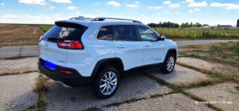 Jeep Cherokee, 147kW,4x4,servis,ČR,nehav. - 5