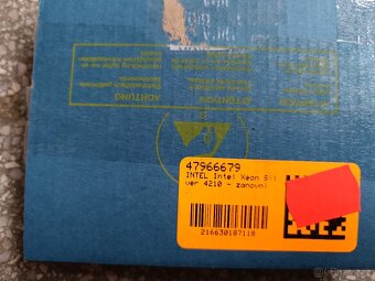 Intel Xeon Silver 4210, 2.2 GHz (16000 Kč) - 5