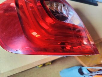 Zadni led svetlo superb 2 combi 3T9945095A - 5
