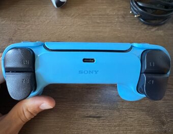 PS5 Digital Edition + 2 ovladače + Pulse 3D sluchátka - 5