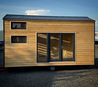 Tiny house 6 x 3 - - 5