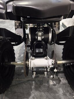 Dětská elektrická čtyřkolka + nabijecka - 5