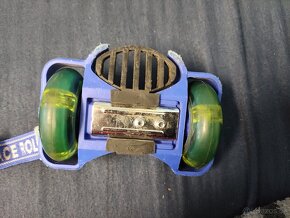 SVÍTÍCÍ PŘIPÍNACÍ KOLEČKA NA BOTY - 5