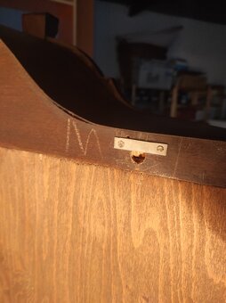 Starožitná skříňka - 5