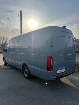 Mersedes Benz Sprinter.2021.rok.2.0.317.CDI.305000.km. - 5