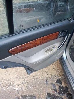 Chevrolet evanza - 5