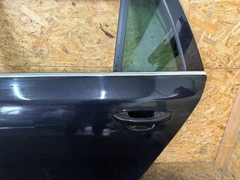 NASTROJENÉ LEVÉ ZADNÍ DVEŘE ŠKODA SUPERB 2 KOMBI 9910 - 5
