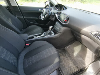 Peugeot 308 Kombi 1.2, 81kW, klimatizace, tempomat, LED - 5