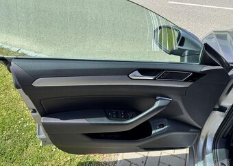Volkswagen Arteon 2.0 TSI DSG R-LINE 4MOTION benzín automat - 5