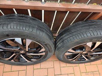 ORIGINAL ALU KOLA PEUGEOT 2008 GT s PNEU MICHELIN 215/55R17 - 5