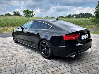 Prodám krásnou Audi A5 2.0 TFsi Quattro,S-line,155kw-211ps - 5