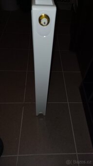Deskový radiátor 100x60x6 cm - 5