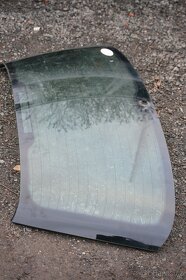 Zadní sklo Mondeo Octavia Fabia Audi Golf Cordoba Roomster - 5