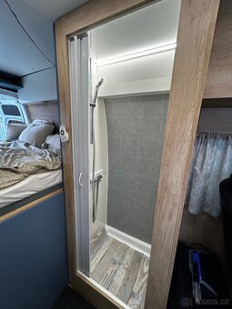 Obytný Renault master 2.5dci - 5
