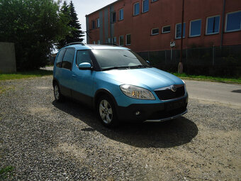 Škoda Roomster Scout 1,2 TSi 77 KW 2011 - 5