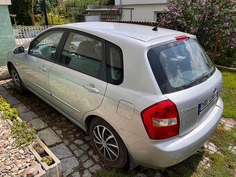 Kia Cerato - 5