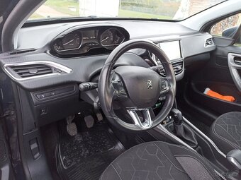 Osobní vůz Peugeot - 5