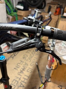 Nové hydraulické brzdy SRAM Code R + kotouče 200mm - 5