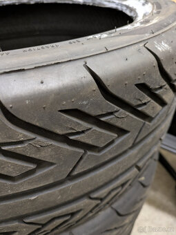 Zeknova Supersport 235/40 R18 - 5
