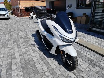 Honda Pcx 125 Dx -ČR 6let záruka Bílá - 5