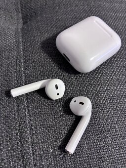 A1602 AirPods na díly - 5
