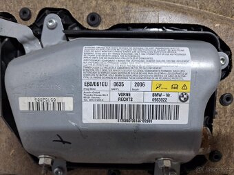 BOČNICE PRAVÁ PŘEDNÍ BMW E60 E61 - 5