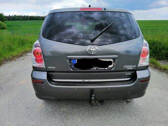 Toyota Corrola verso - 5