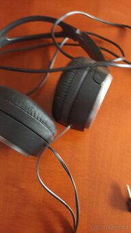 Sluchátka Sony MDR-XD - 5
