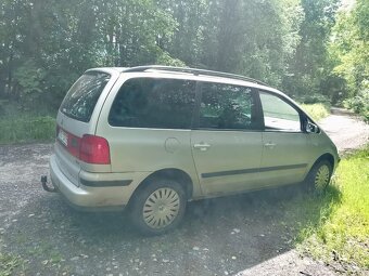 Volkswagen Sharan 1.9 TDi - 5