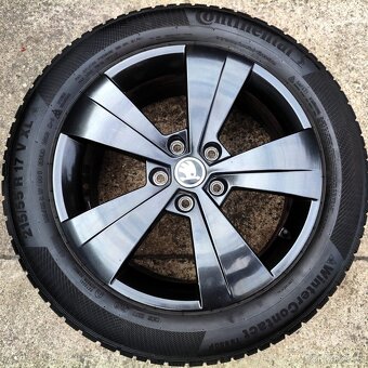 Disky originální Škoda Superb III 5x112 R17 Triton - 5
