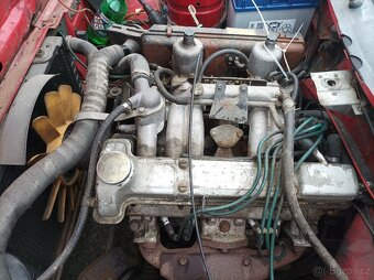 Triumph tr7 - 5