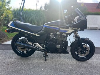 Honda cbx 750 - 5