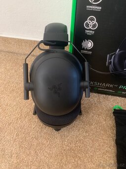 Razer Blackshark V2 Pro - 5