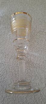 Starožitné skleničky a karafa Nová cena 490,- Kč - 5