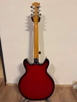 Japonská lubová elektrická kytara Aria - 5
