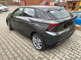 Prodám MG4 Electric r,v,12/2022 125 KW baterie 54 KWh DPH - 5