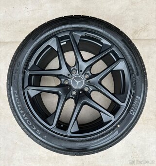 G63 AMG R21 Letní Pirelli 5x130 Mercedes G63 AMG - 5