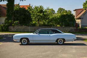Ford Galaxie LTD - 5