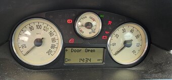 Lancia Ypsilon 1,2i - 5