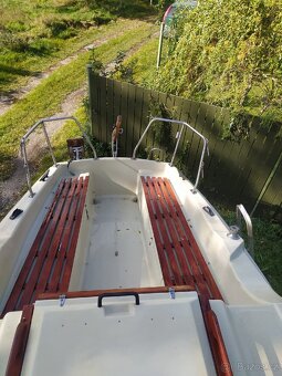Plachetnice s motorem - 5