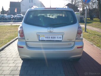 Toyota Corolla Verso 22D-4D 100kW - 5