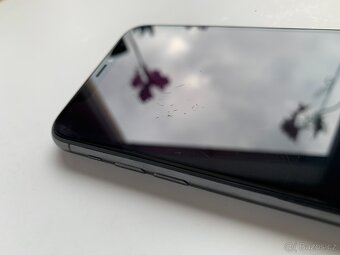 iPhone 11 Pro - 5