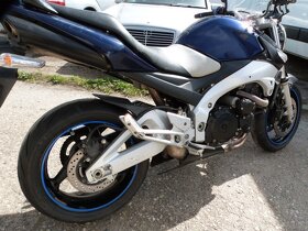 Suzuki gsr 600 - 5