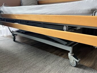 Linet – elektrická polohovací postel s antidekubitní matrací - 5