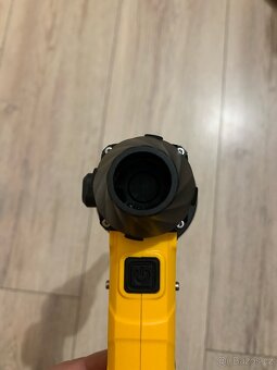 Mini vysavač a fén - 5