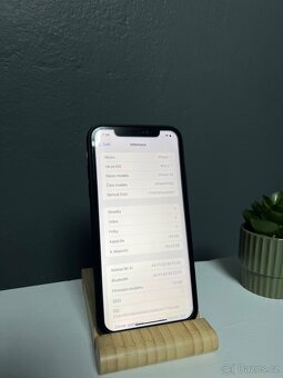 iPhone XR 64GB Pěkný stav - 5
