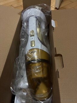 Ruční vysavač Eta - 5