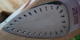 Žehlička + žehlící prkno - 5